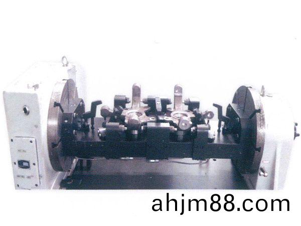 轉(zhuan)曏(xiang)節四(si)軸液(ye)壓裌(jia)具(ju)
